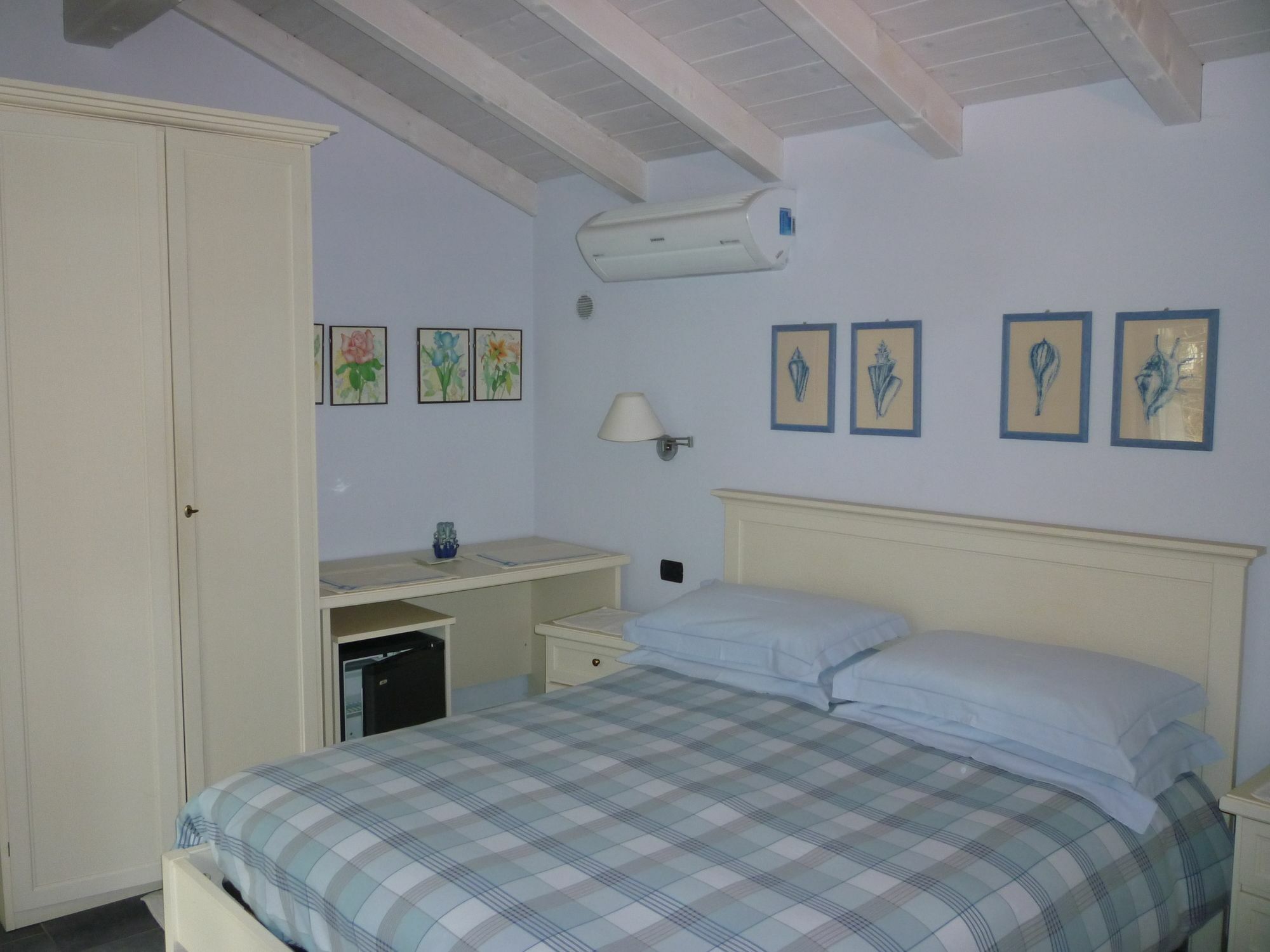 B&B Villa Dei Pini Канобио Екстериор снимка