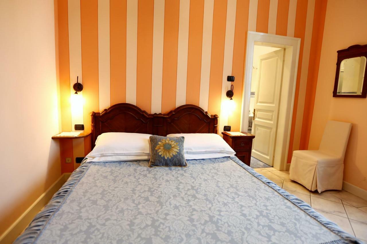 B&B Villa Dei Pini Канобио Екстериор снимка