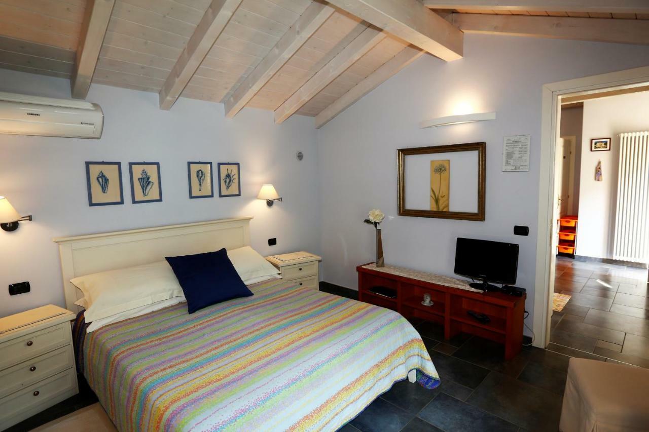 B&B Villa Dei Pini Канобио Екстериор снимка